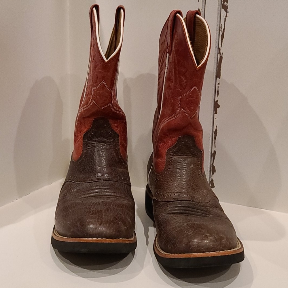 Youth unisex Ariat boots